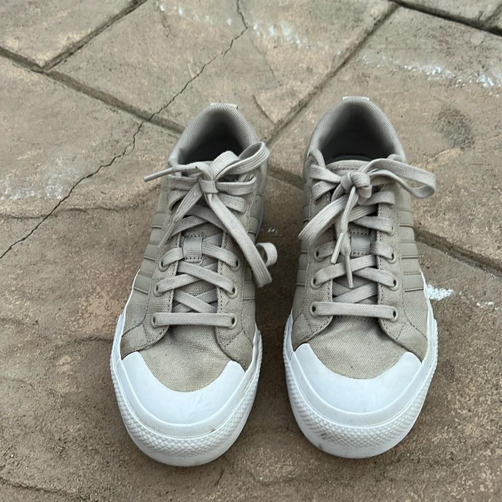 Platform adidas tan